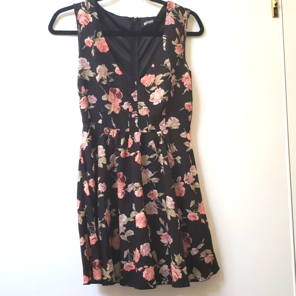 MISSGUIDED Floral Button Empire Waist Tea Dress